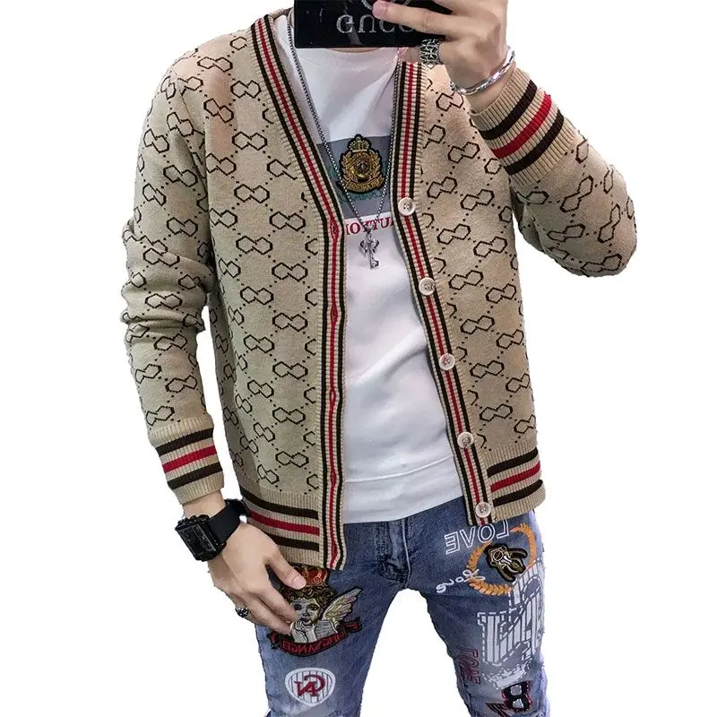 

Plaid Sweater Jacket Men 's Cardigan Fashion Sweater 2020 Spring and Autumn New Men 's Fashion Long-Sleeved British Style Jacket