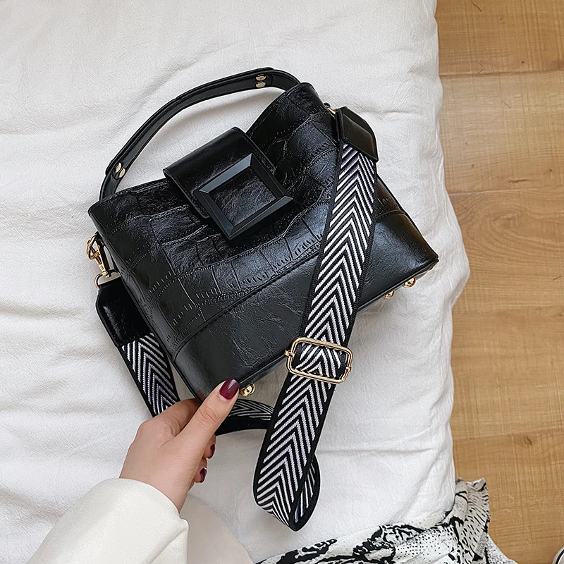 

Crocodile Crossbody Bag For Women Shoulder Bag Brand Designer Women Bags Luxury PU Leather Bag Bucket Bag Handbag