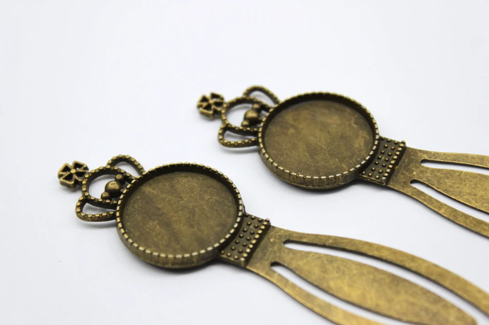 

BA-016 / 10pcs/lot 20mm New Crown Shape Zinc Alloy Antique Bronze Plated Bookmarks For Round Beading Cabochon Setting