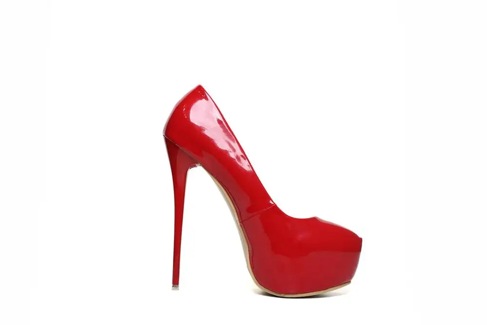 Туфли-лодочки на очень высокой платформе красные лакированные кожаные
