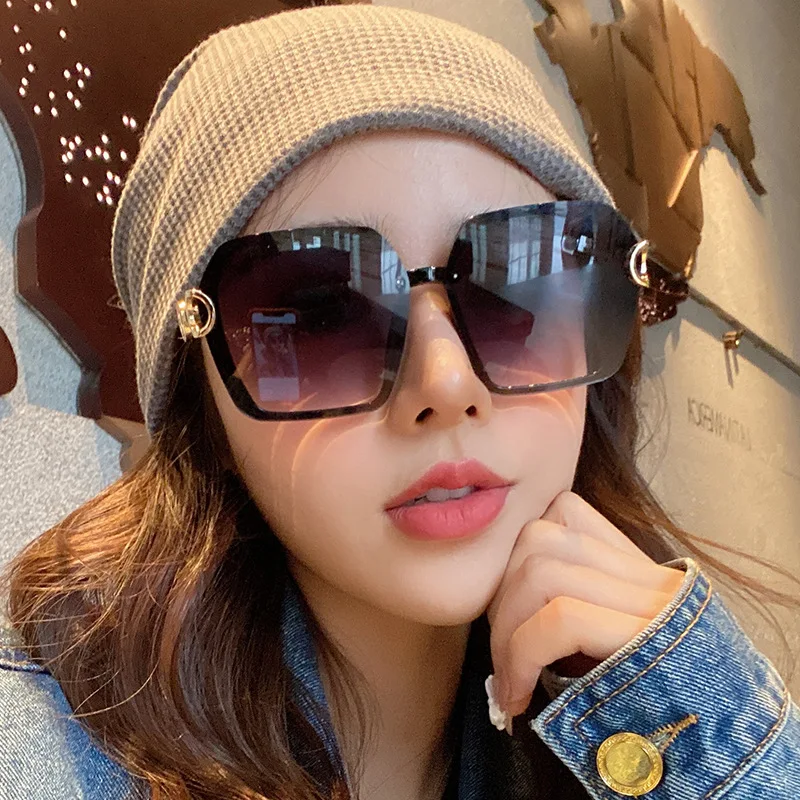 

2021 women Unisex Fashion Ladies Square Sunglasses Women Goggle Shades Vintage Brand Designer Oversized Sun Glasses UV400