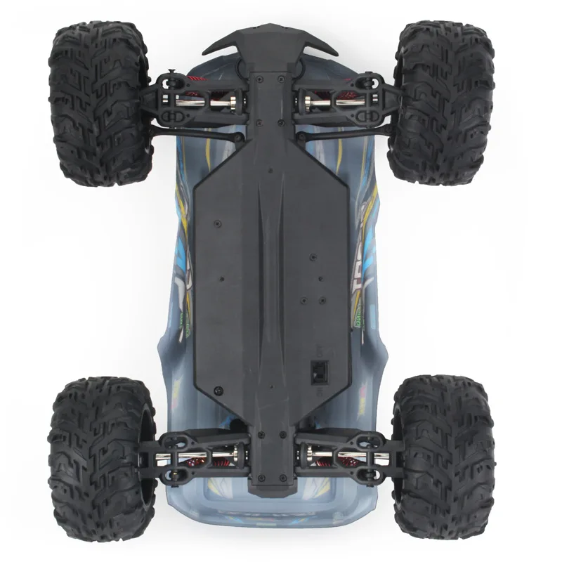 Полноразмерный четырехколесный привод с высокоскоростным пультом