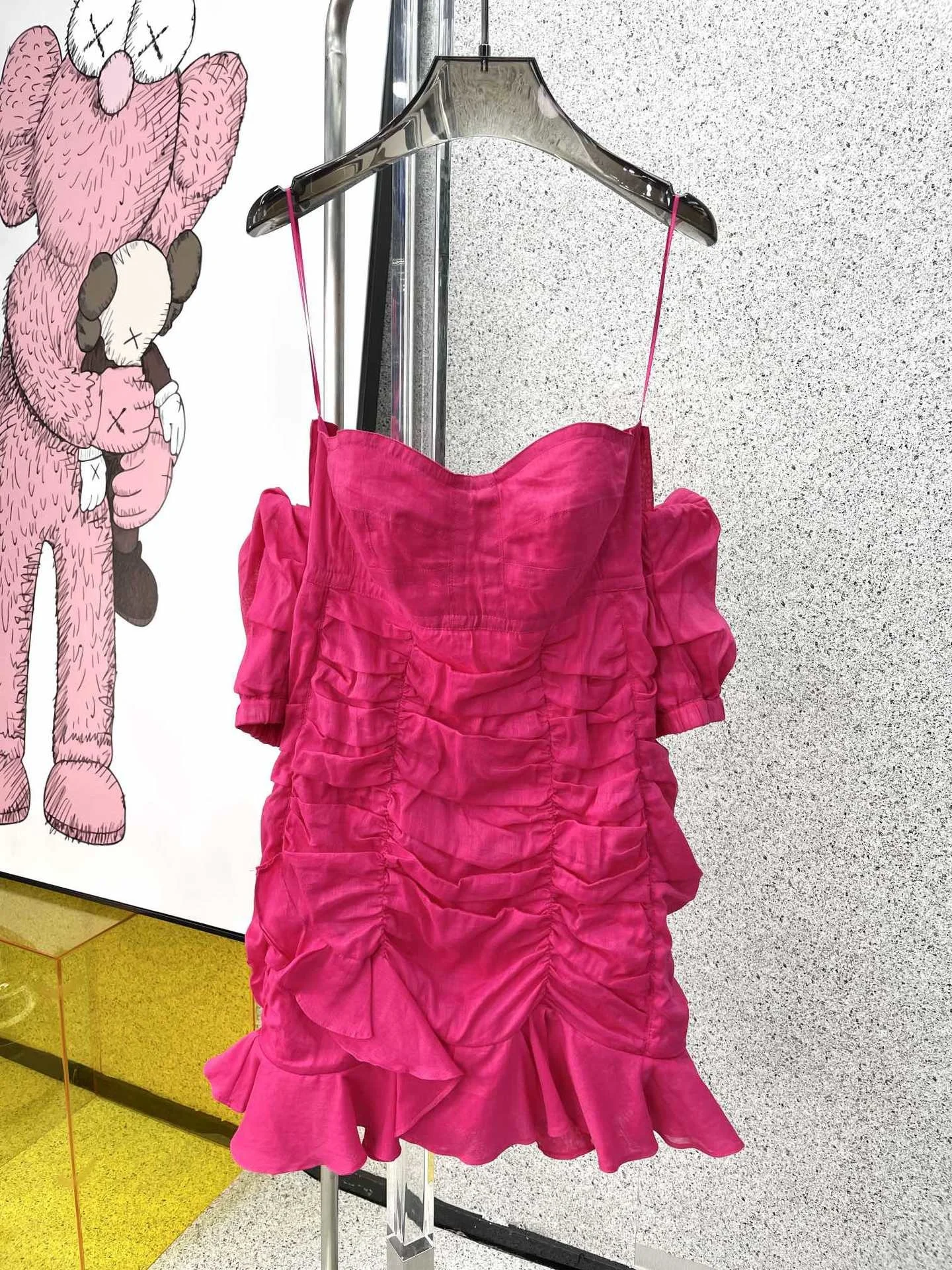 

Dresses