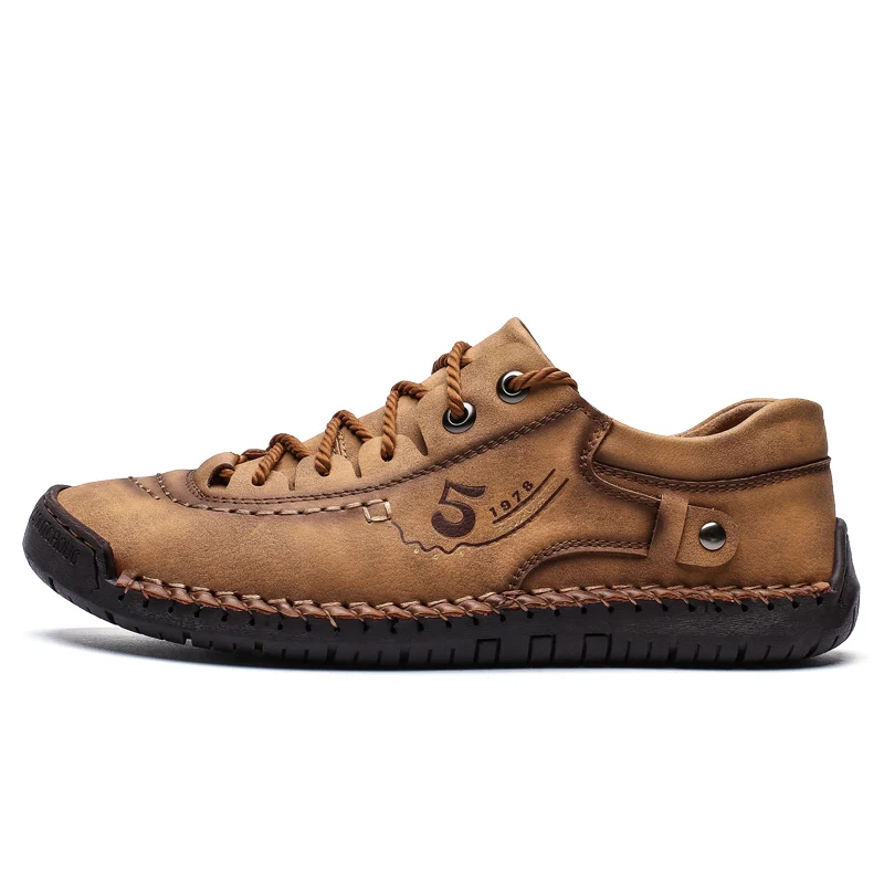 

Men Casual Shoes Leather Fashion Men Sneakers Handmade Breathable Man Shoes Lightweight Mens Loafers Moccasins Plus Size 38-48