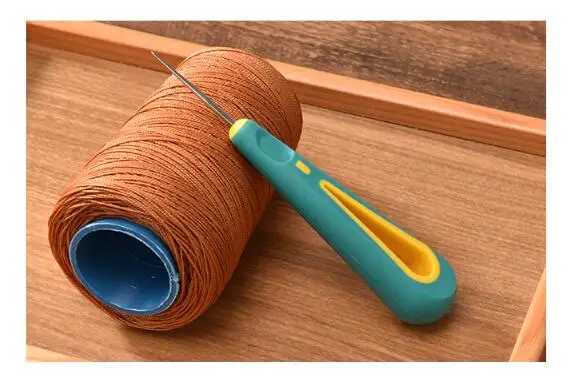 Шило для верхней обуви с пластиковой ручкой крючок отверстиями инструменты