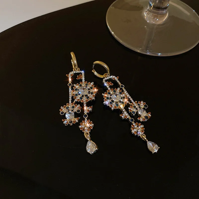 

Minar High Street Full Sparkly Rhinestone Floral Pendant Earrings for Women Girls U Shape Long Dangle Earrings Accessories