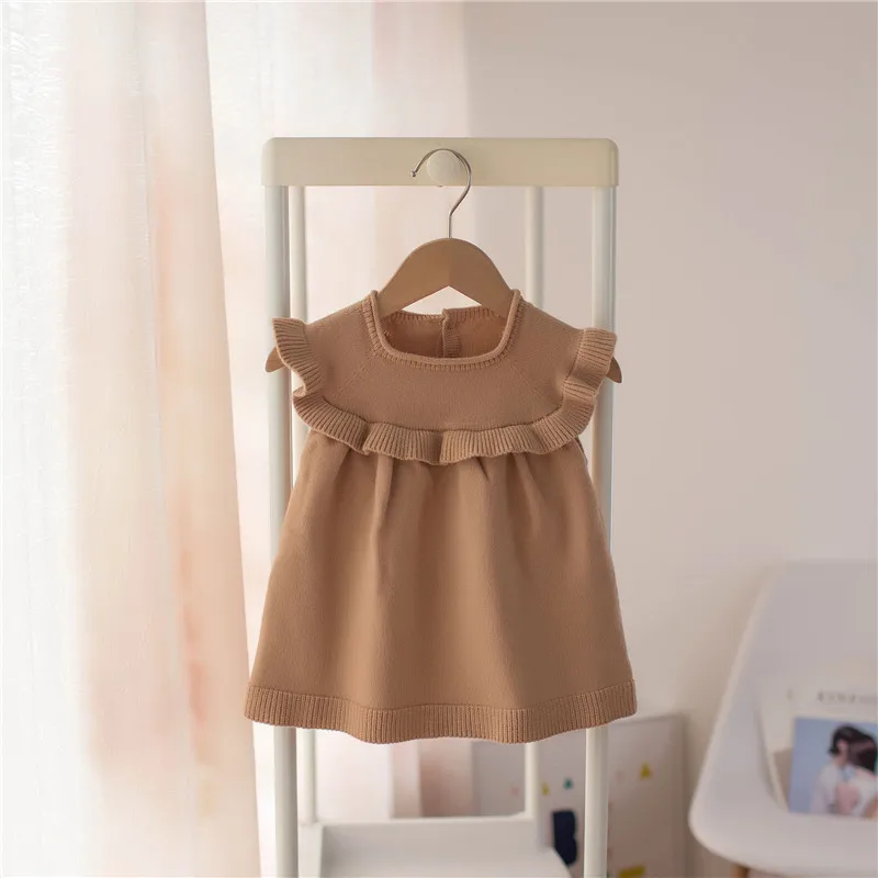 Вязаный жилет для маленьких девочек жилеты в полоску одежда с вышивкой свитер