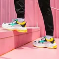 Wiosna jesienny w stylu Harajuku vintage trampki mężczyźni oddychająca siatka obuwie męskie Cmfortable moda Tenis Masculino Adulto trampki