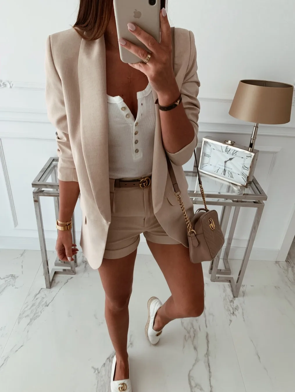 

2021 Hot Autumn Long Sleeve Solid Color Double Pocket Lapel Small Suit Women blazer women