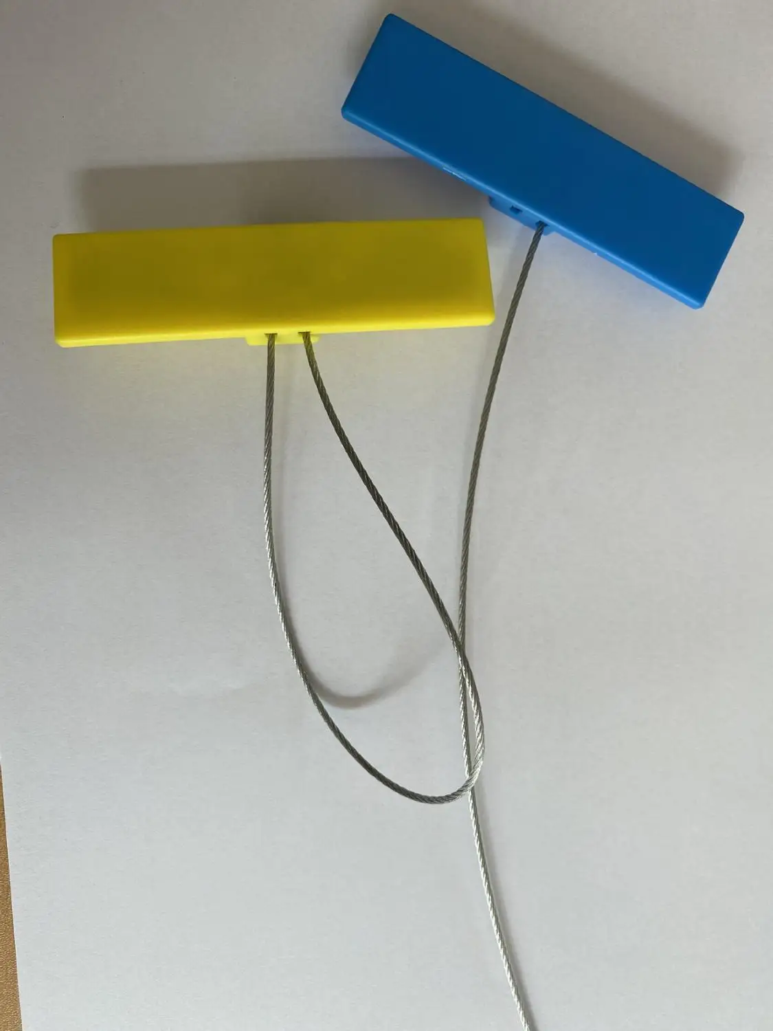 1000pcs Factory direct sales RFID radio frequency electronic seal 9654 UHF logistics seal ultra-long reading distance 10 meters