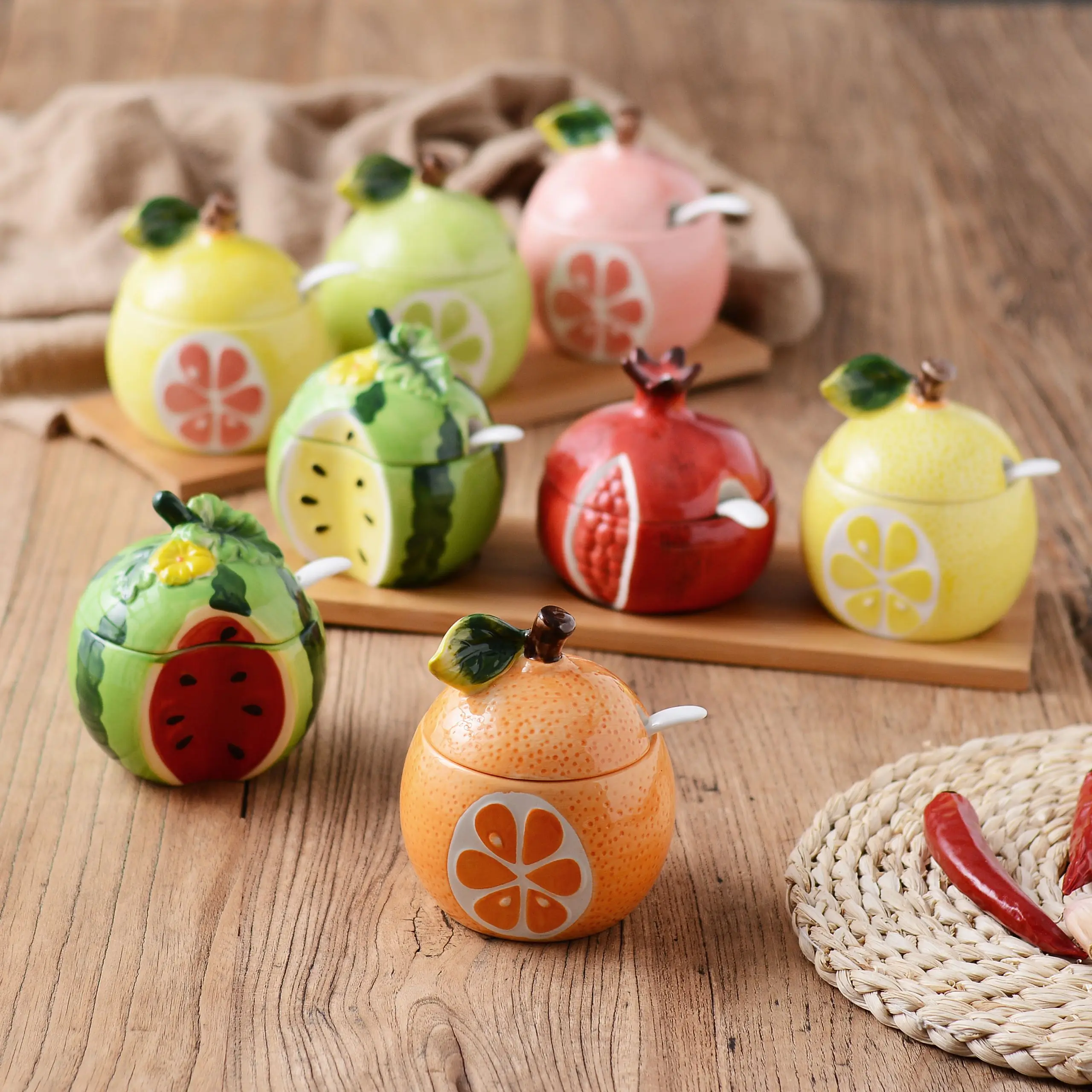 Креативная керамическая баночка для приправ кухонные принадлежности хранения