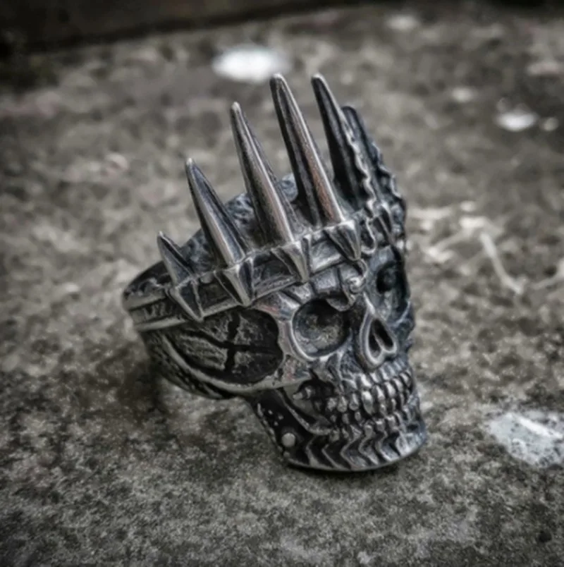 

Never Fade Mens Classical Nobility King Crown Skull 316L Stainless Steel Biker Rings Punk Fasion Jewelry Gift for Men
