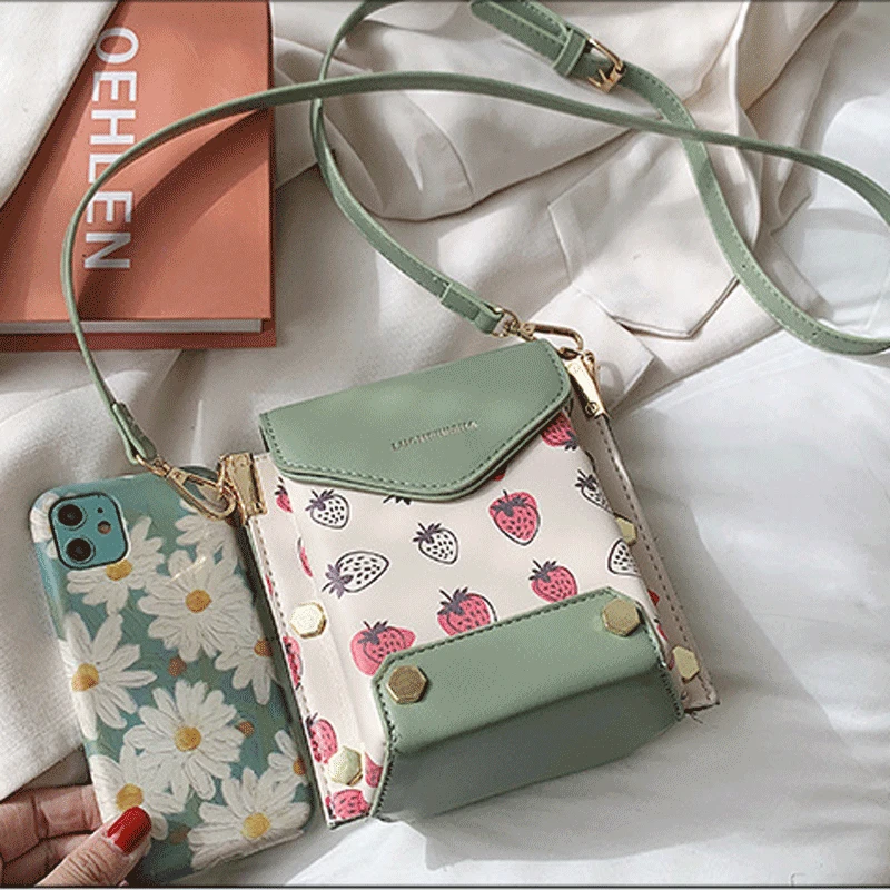 

Strawberry Pattern Design Shoulder Bags Women Top Quality Cute Crossbody Bag Soft PU Leather Flap Cell Phone Purse For Girl