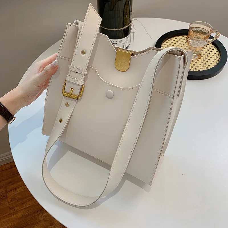 

Simple Texture, Large Bag, Female Large Capacity, 2021 Trendy Fashion, All-match Atmospheric mMssenger Bag, Shoulder Tote Bag