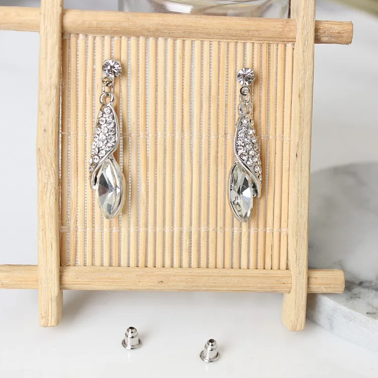 2019 Новые Популярные изысканные Простые Модные Серьги Кристалл личности безумные