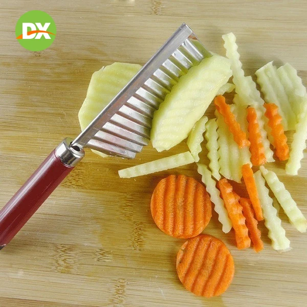 High Quality Stainless Steel Potato slicers Wavy Edged cutter Plastic Handle Kitchen Gadget potato slicer cucumber |