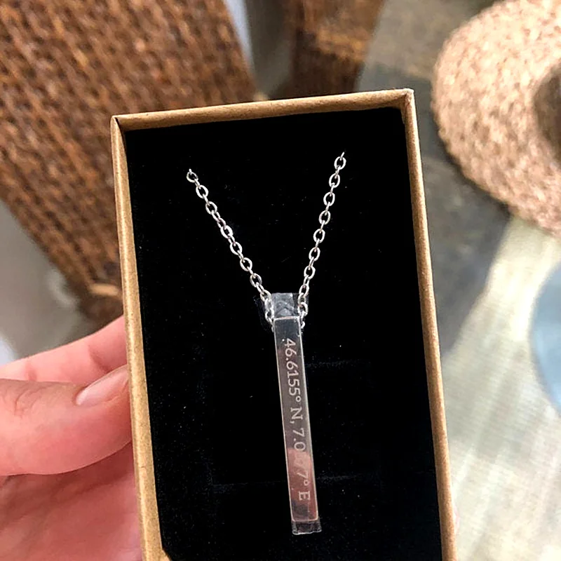 

Custom 3D Necklaces,Personalized Wedding Birthday Necklaces, Engraved Nameplates,Mother's Day Gifts,Eternal Chain,Eternal Love