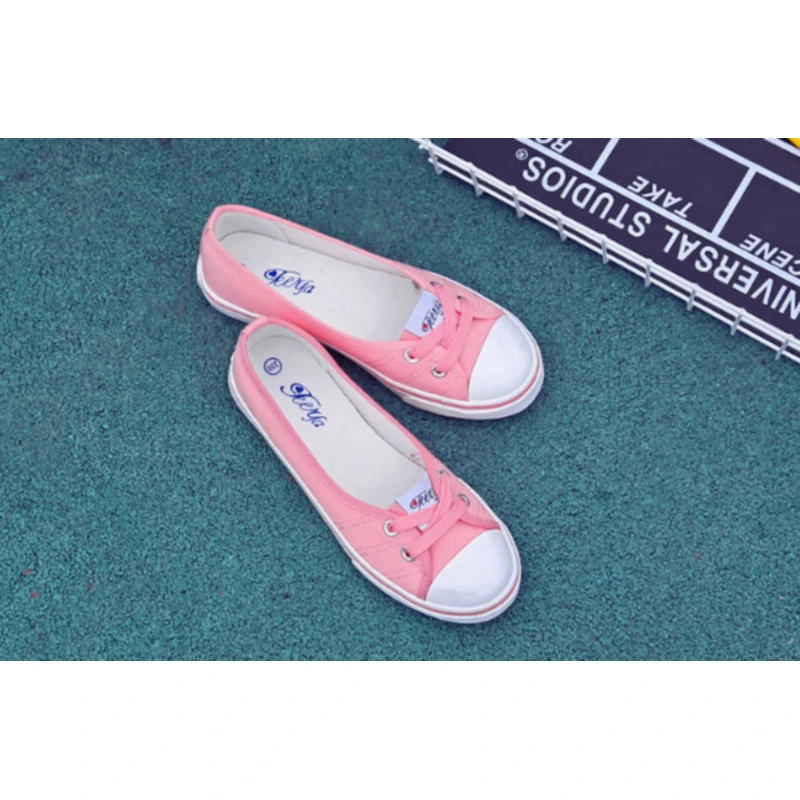 

Woman Casual Slip On Sneakers Women Shallow Loafers 2020 Female Canvas Vulcanized Ladies Round Toe Flats Women's Footwear