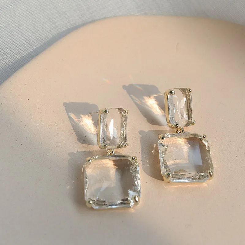 

New Style Luxury Elegant Shiny Square Transparent Crystal Dangle Earrings for Women Korean Party Daily Jewelry Gifts
