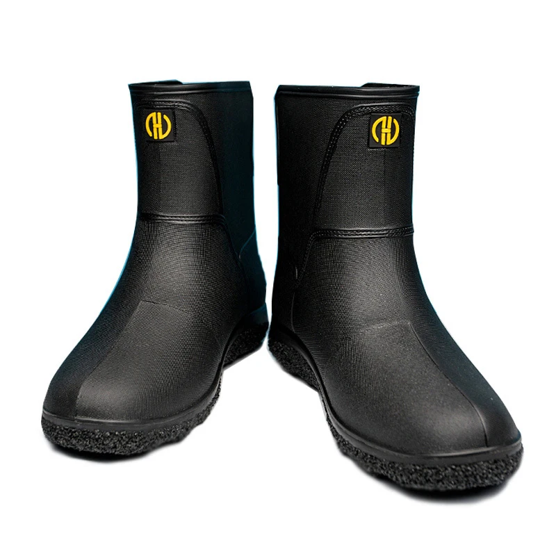 

Men's Medium Rain Shoes Non Slip Rain Boots Frosted Waterproof PVC High Barrel Labor Protection Rubber Shoes