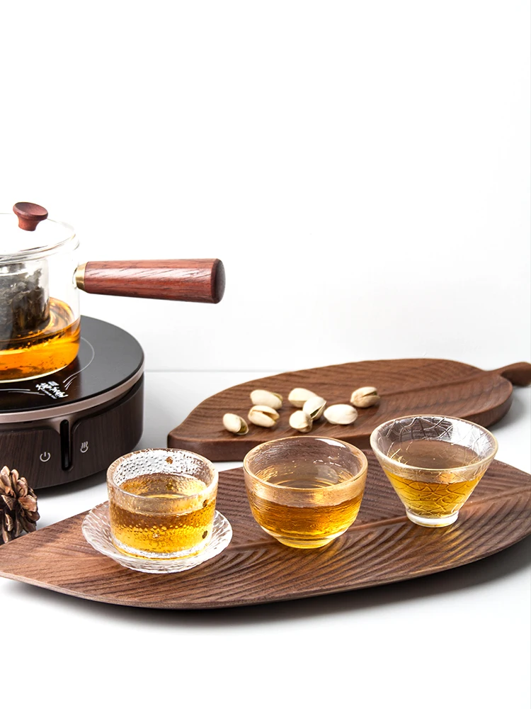 

Japanese-Style Black Walnut Creative Leaves Dry Pour Tea Tray Tray Household Snack Dried Fruit Dessert Wooden Tray Plate