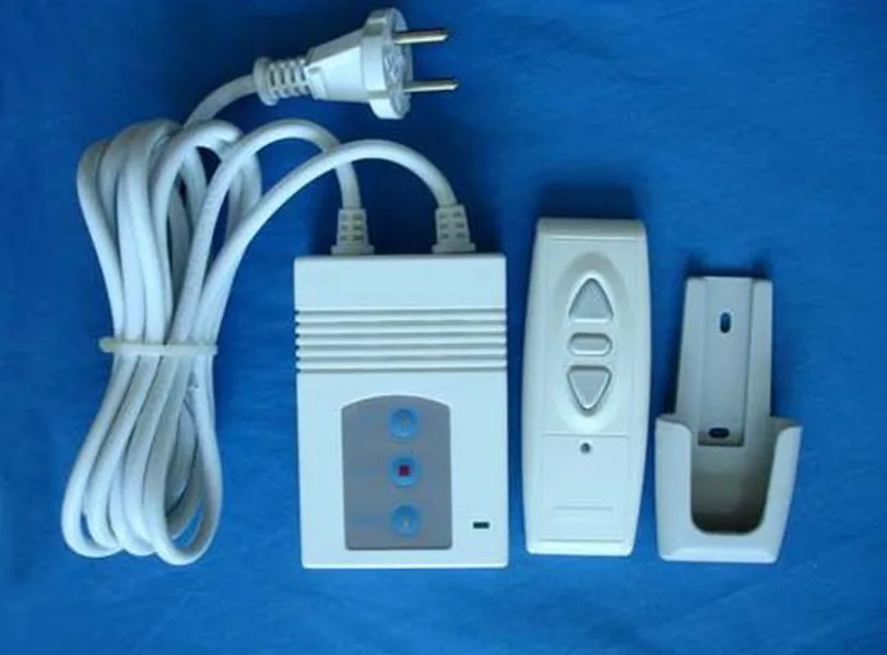 Моторизованный кронштейн для проектора с дистанционным управлением 75 см|Чехлы