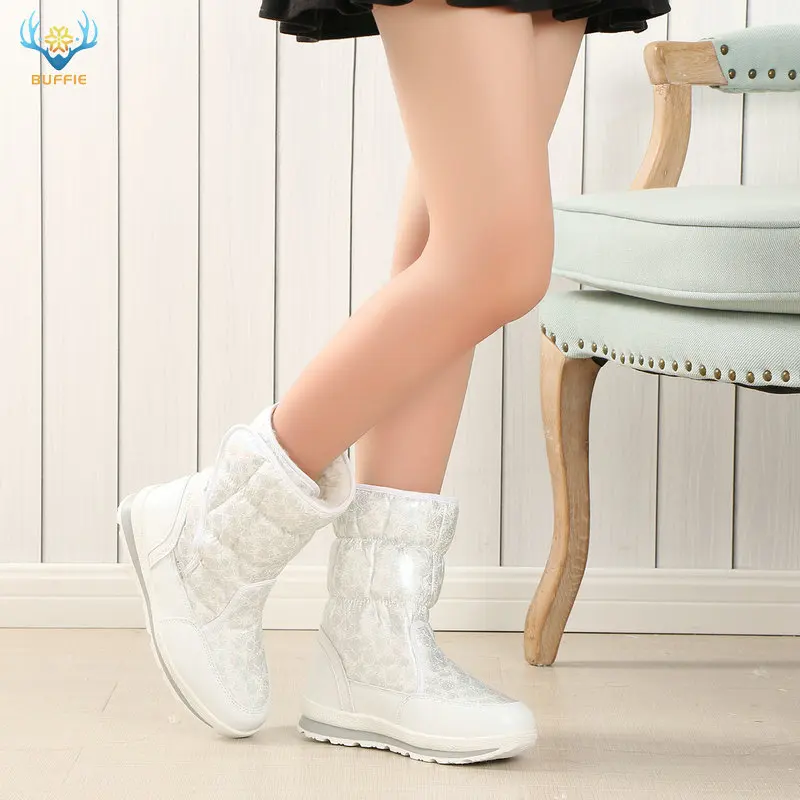 Женские зимние ботинки BUFFIE белые на искусственном меху с противоскользящей