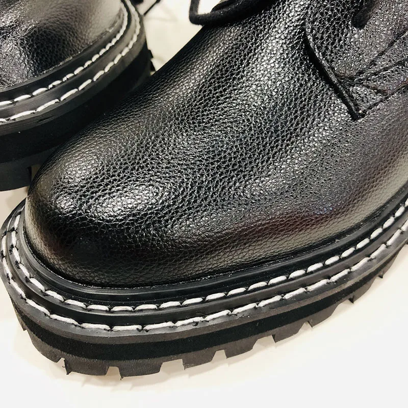 Красные ботинки модные Martens на низком каблуке со шнуровкой женские ботильоны