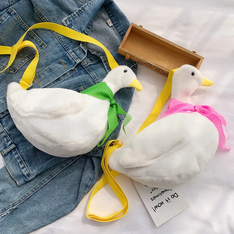 

Girl Cute duck bag female 2021 new Korean funny cartoon messenger plush bag women shoulder bag