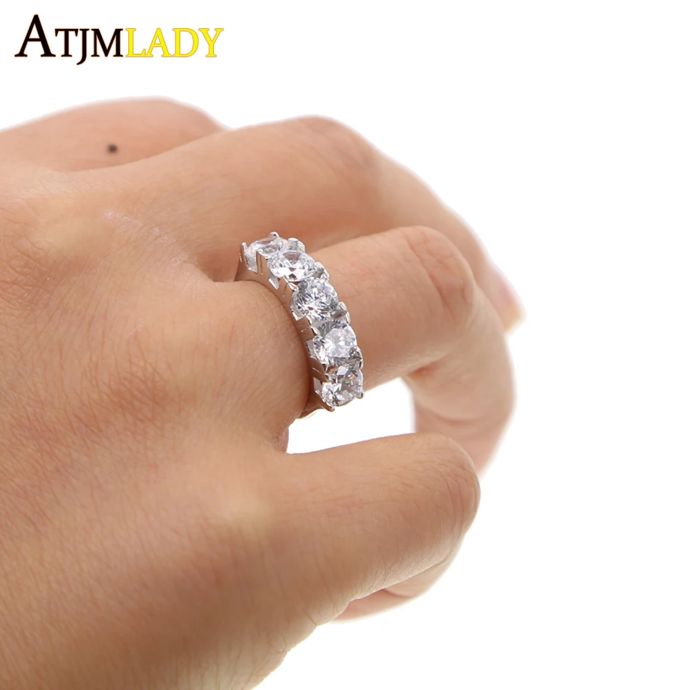 Женское кольцо с фианитом обручальное из серебра 925 пробы высокого качества