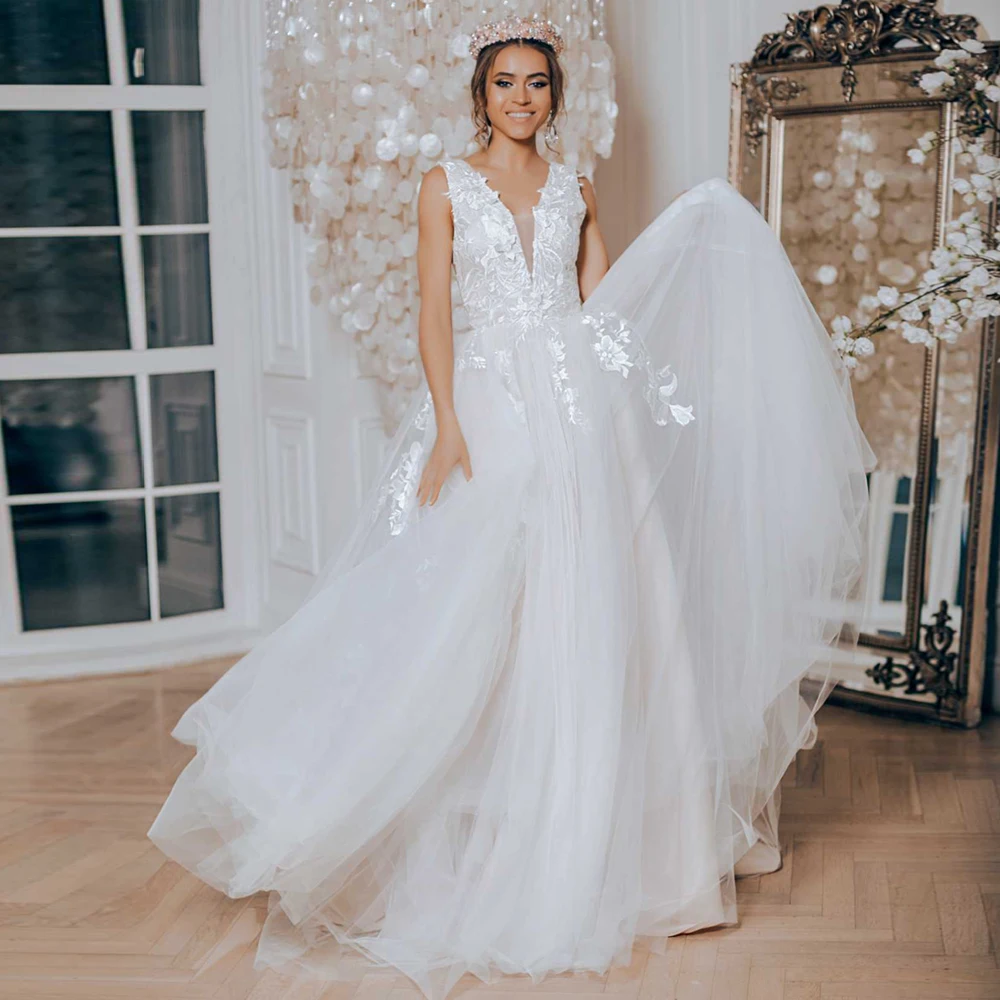 Элегантное свадебное платье с v образным вырезом без рукавов ТРАПЕЦИЕВИДНОЕ