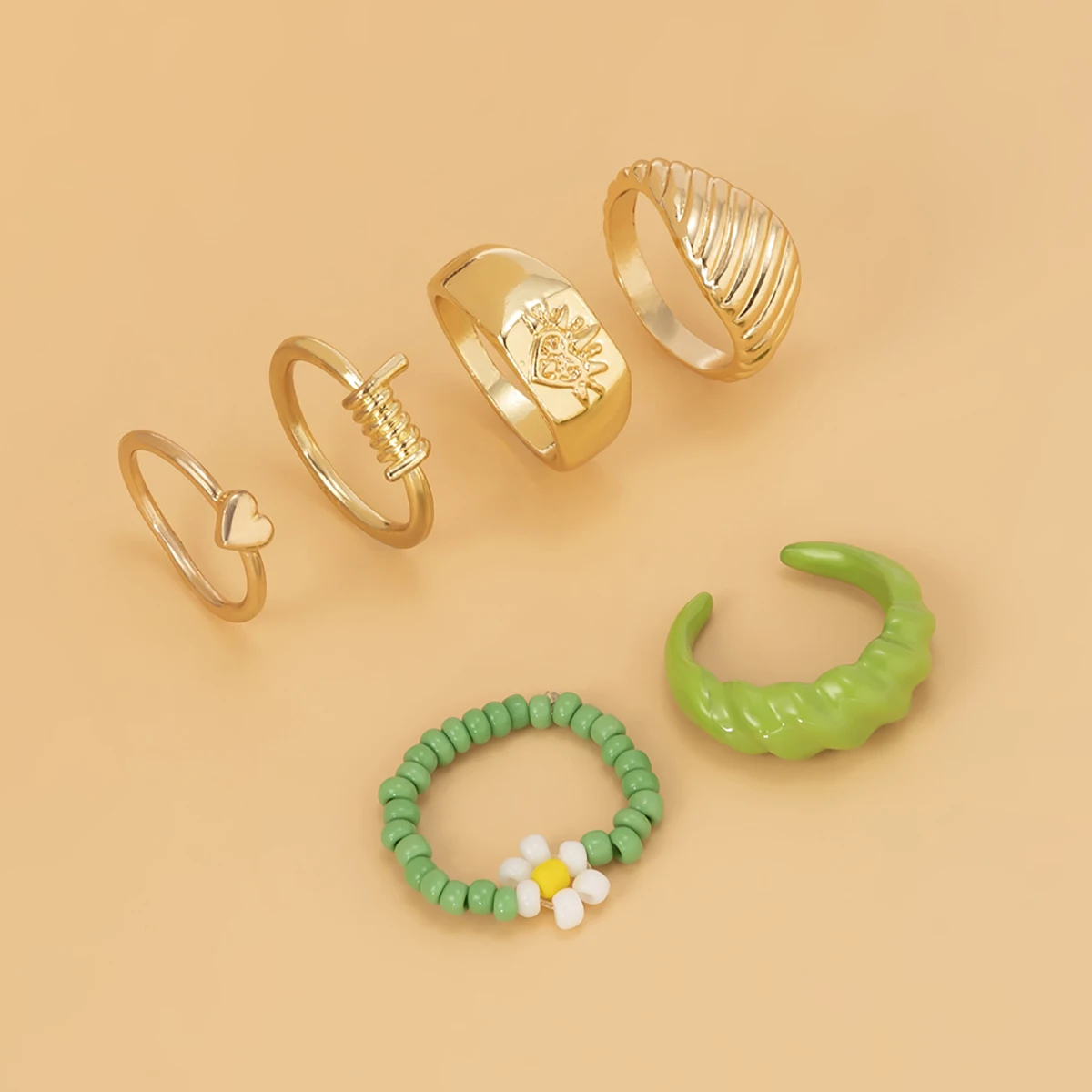 

PuRui Boho Flower Heart Finger Ring Set for Women Fashion Stackable Knuckle Rings 2021 Trendy Girls Cocktail Rings Jewelry Gifts
