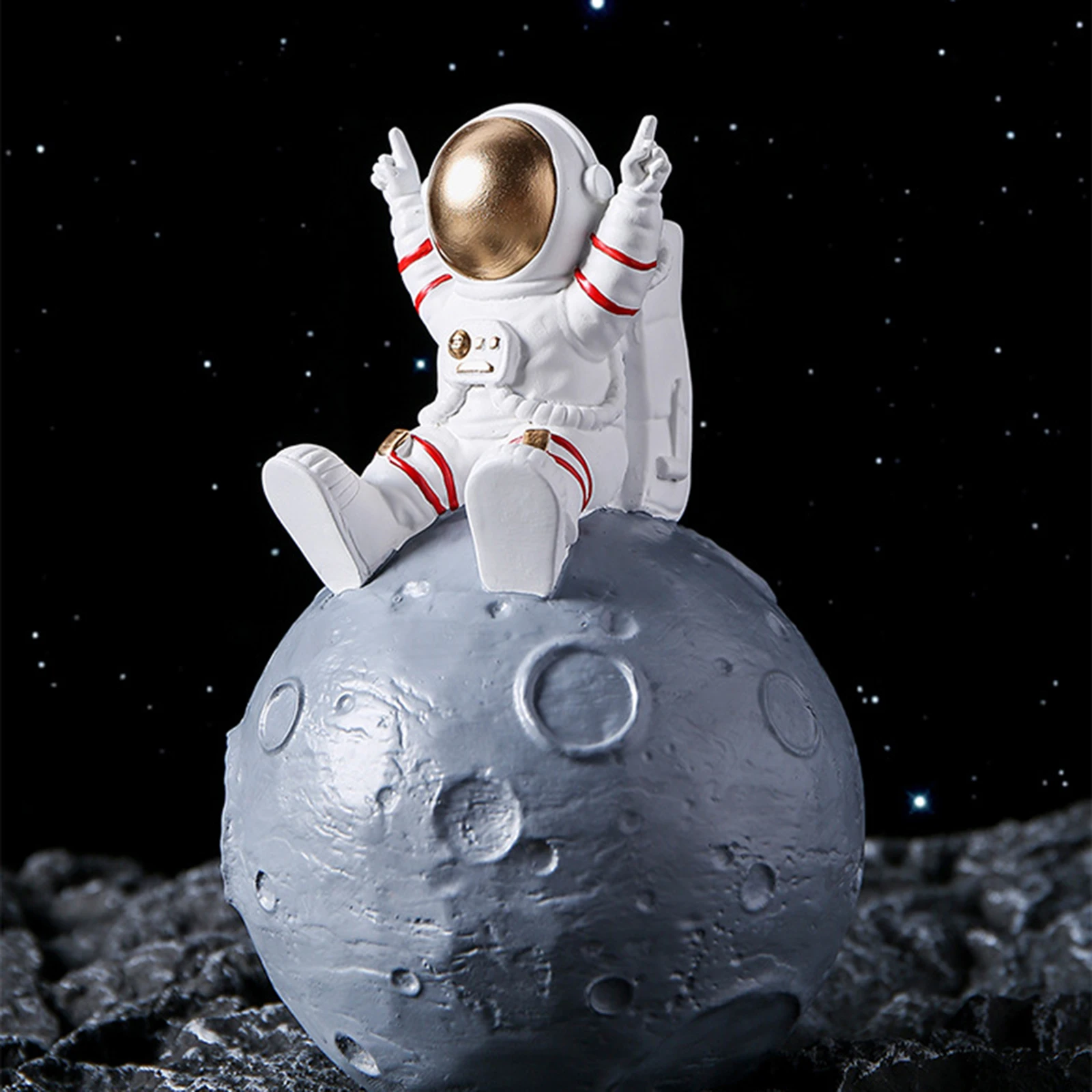 

Astronaut Piggy Bank Modern For Living Room Figurines Creative Piggy Bank Desk Decorate Birthday Gift for Home Decoration