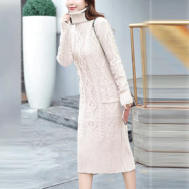 Женское трикотажное платье свитер с длинным рукавом и высоким