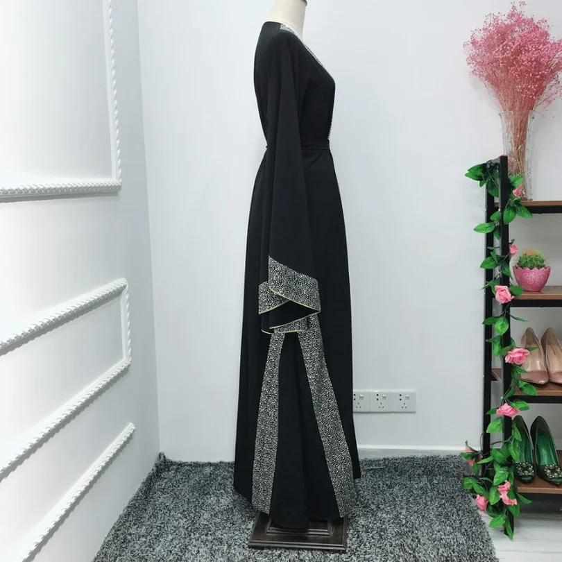 Luxurious Femme Kimono Kaftan Handstudded Robe Dubai Islam Muslim Hijab Dress Abayas Caftan Marocain Qatar Oman Turkey Clothing |