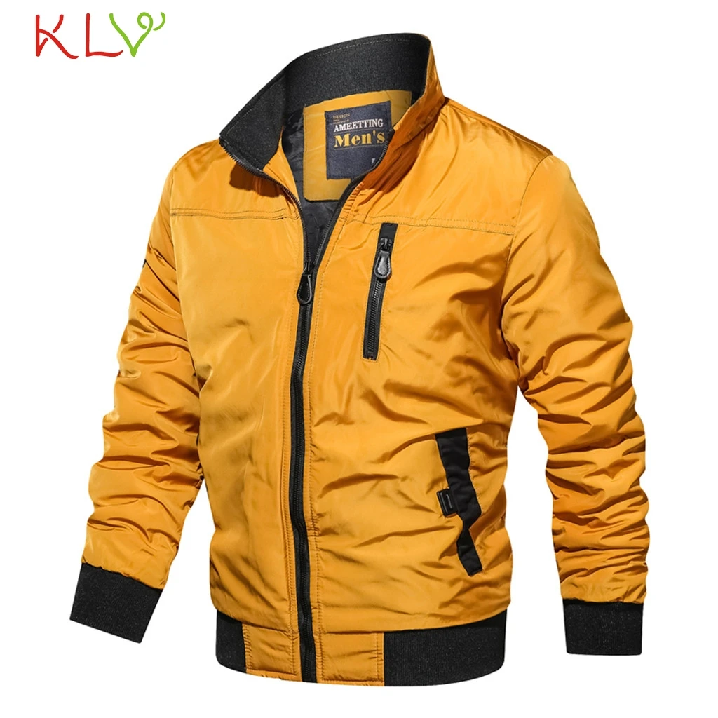 Мужская куртка зимняя повседневная однотонная бомбер с воротником стойкой