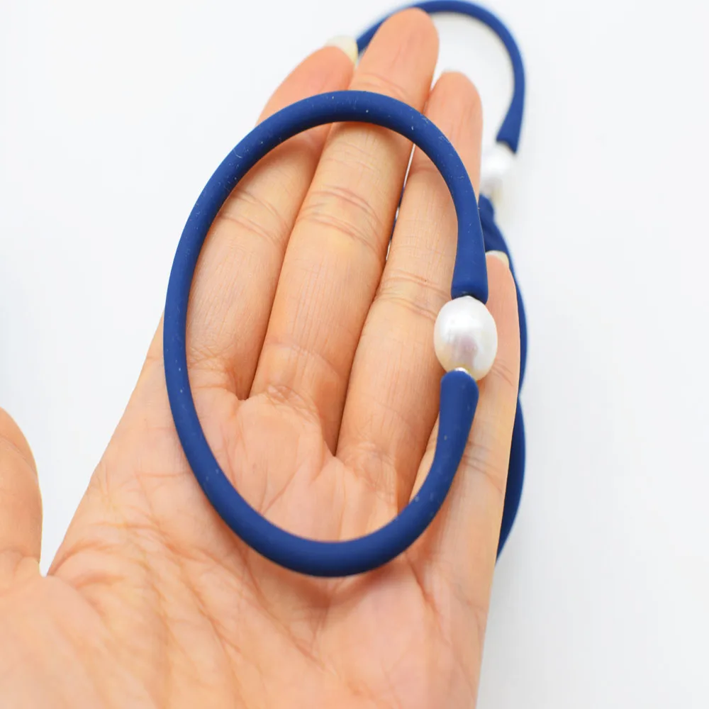 Пресноводный жемчуг недалеко круглый белый 10-11 мм и синий силиконовый ожерелье