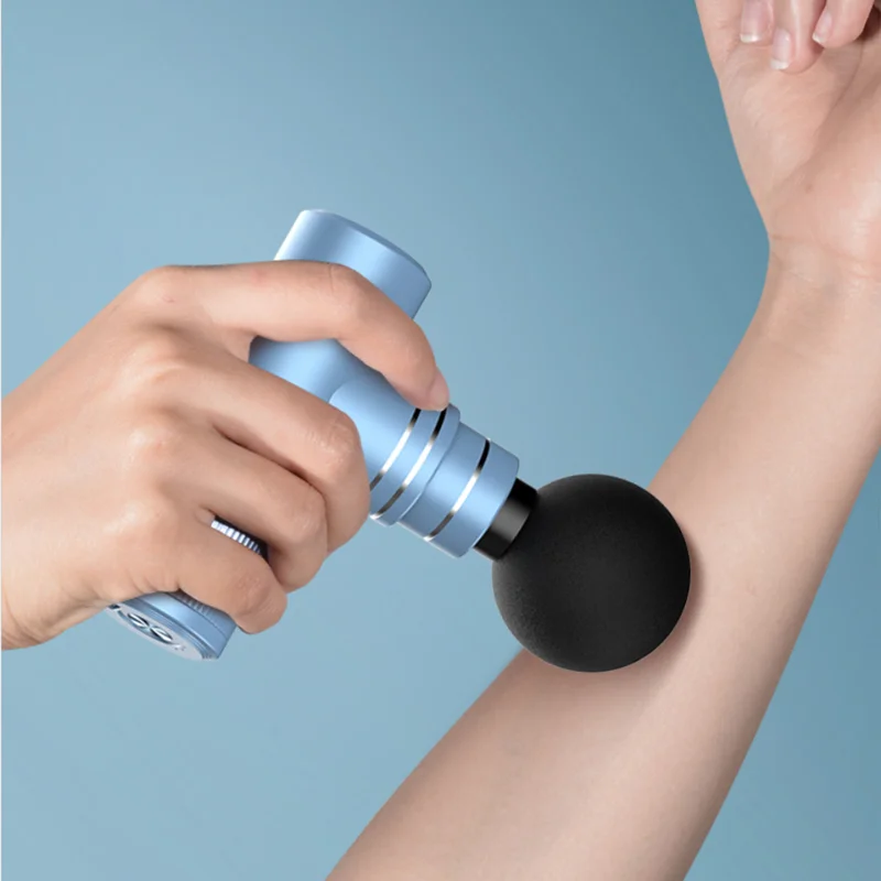 

2020 New luxury fashion mini massager 4 Massage heads 5c battery high capacity lifetime about 4 hours 4 level speed Equiped