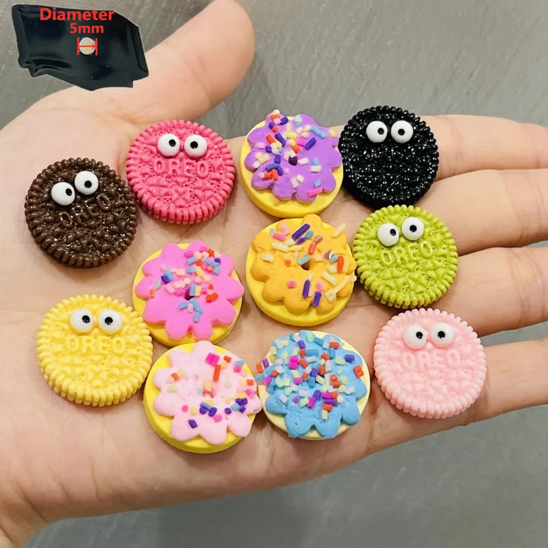 

Mix 50PCS Resin Cartoon Sweets Fridge Magnetic Sticker cing Cookies Oreo Biscuits Refrigerator Magnet Kitchen Decoration Kid Toy