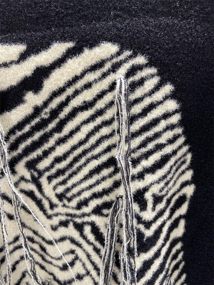 

Retro Contrast Color Geometric Pattern Stitching Tassel Irregular Single Sleeve Knitted Sweater Dress Ladies Autumn New Fashion