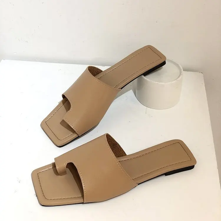 

Flat Shoes Female Rubber Flip Flops Woman's Slippers Big Size Slides Low Hawaiian 2021 Beach Hoof Heels PU Rome Square heel Fabr