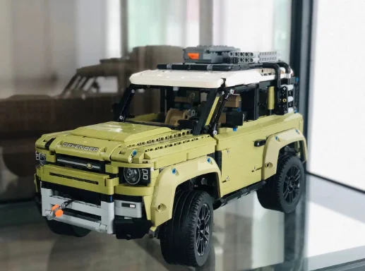 

93018 Technic Car Series Land SUV Rover Defender 2573PCS Model Building Blocks Bricks Kids Toys Birthday Gifts