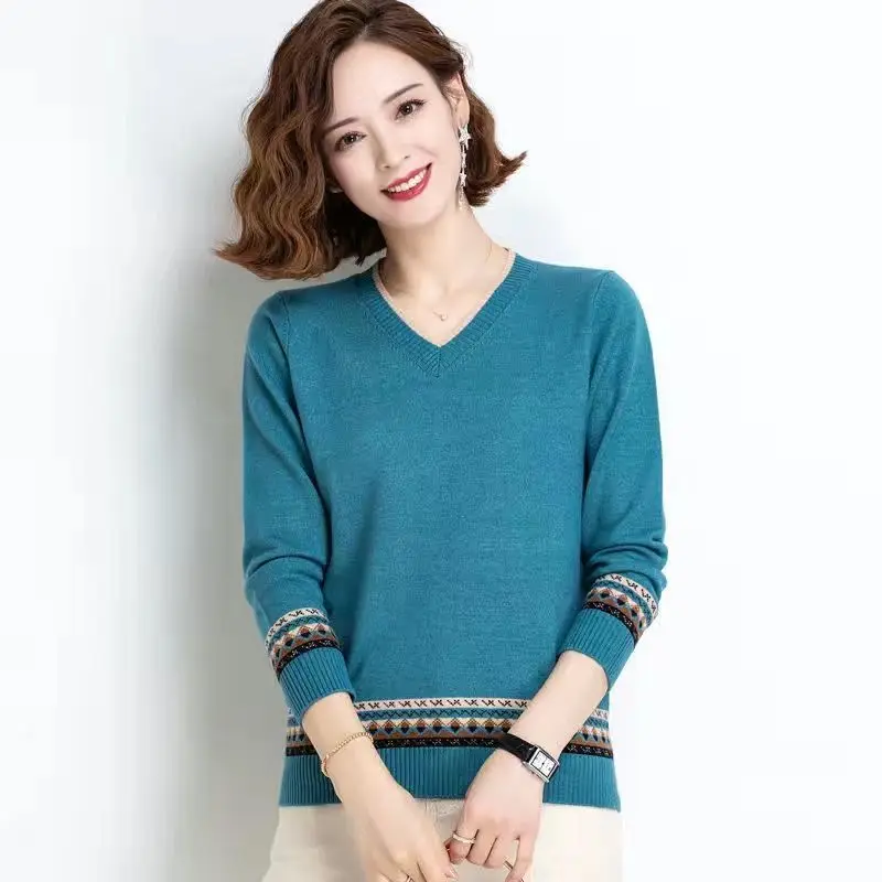 

Autumn Women V-Neck Sweater Temperament Loose Sweater Fashion Ladies External Wear Pullover Casual Top TT0047