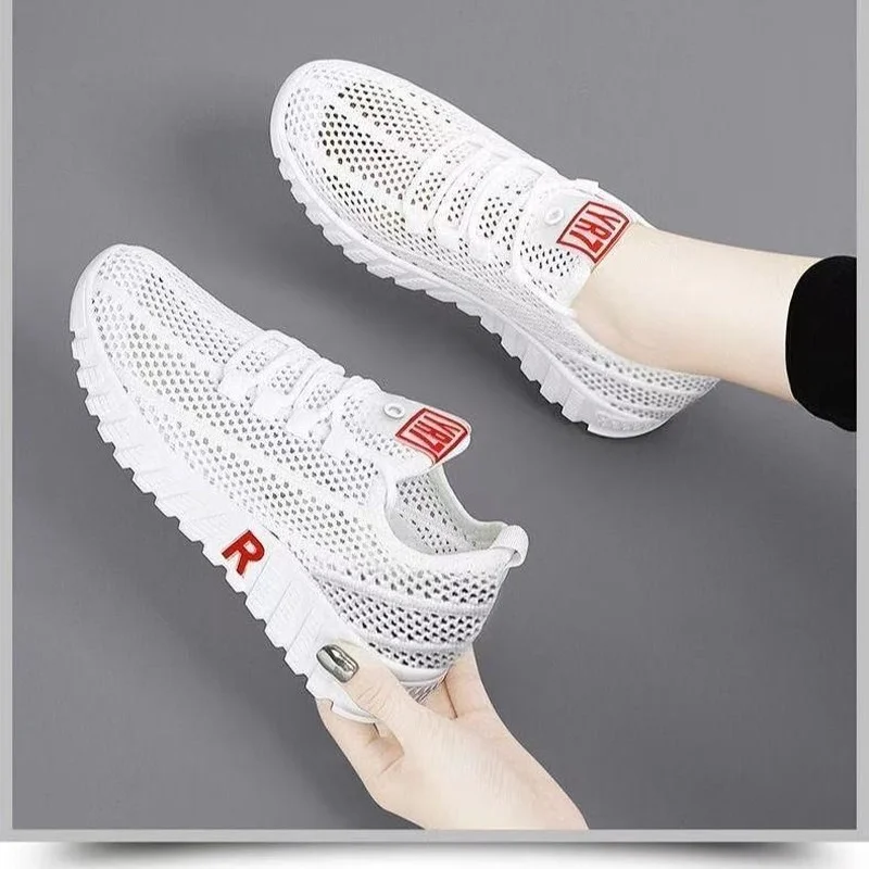 

Women Casual Shoes Fashion Breathable Walking Mesh Flat Shoes Sneakers Women 2021 Gym Vulcanized Shoes White Female Footwear