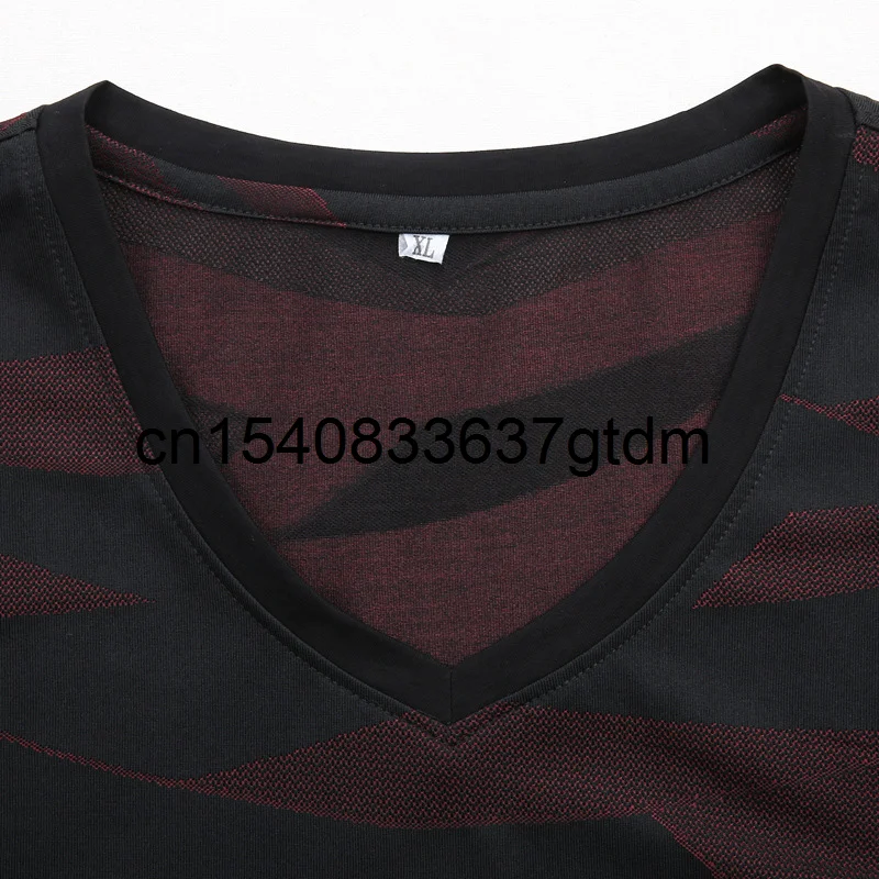 

Summer men's short sleeve T-shirt vest plus extra large chicken heart V-neck ice silk T-shirt fat man print T-shirt