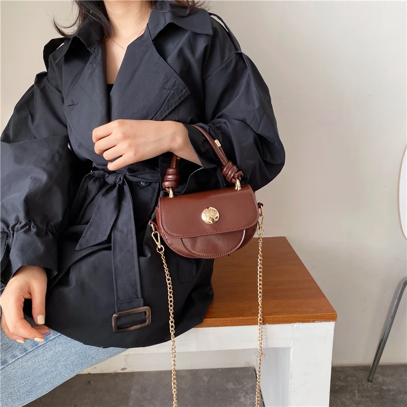 Роскошные женские маленькие сумки полумесяца на плечо с металлической цепочкой