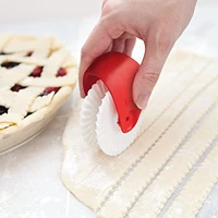 kitchen accessories manual cutting wheel roller pastry pizza cookie dough cutting machine baking tools kitchen accessories