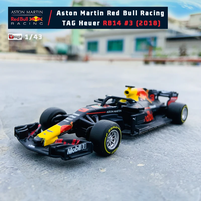 Bburago 1:43 Феррари F1 напитка Red Bull от производителя Benz формулы RB14 без образования