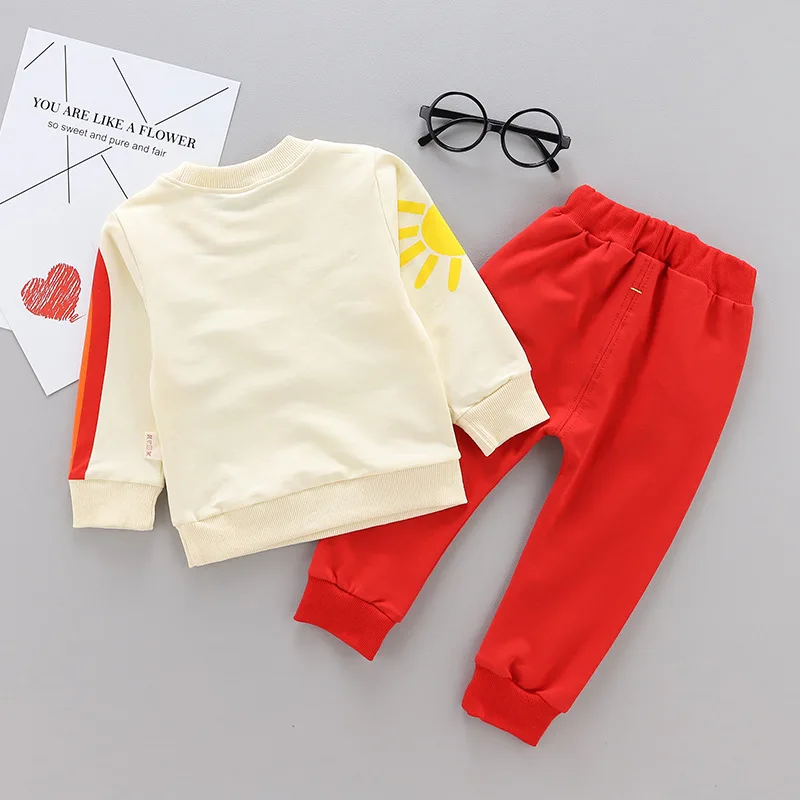 Комплект одежды для маленьких мальчиков футболка с длинными рукавами и рисунком