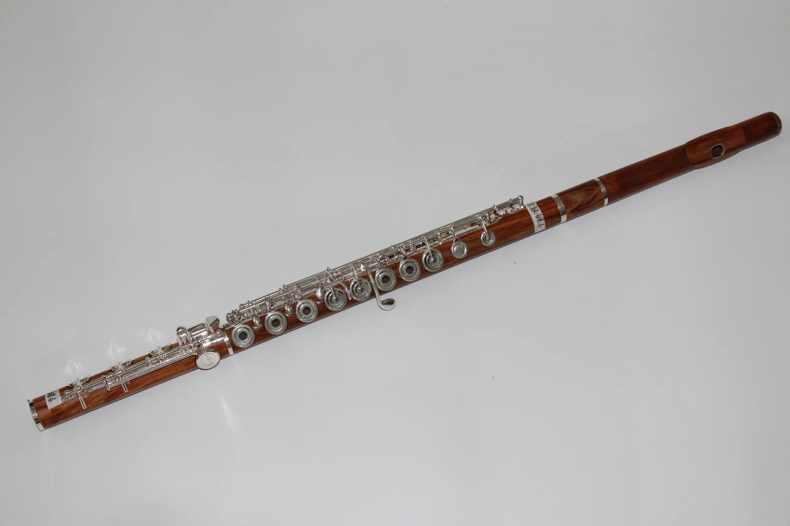 Рисунок 2 - Желтая флейта из грушевого дерева-B